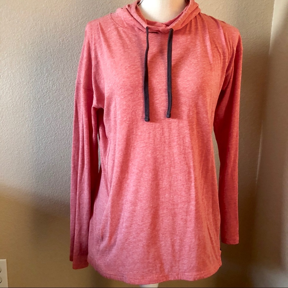 Under Armour pink loose long sleeve sweatshirt